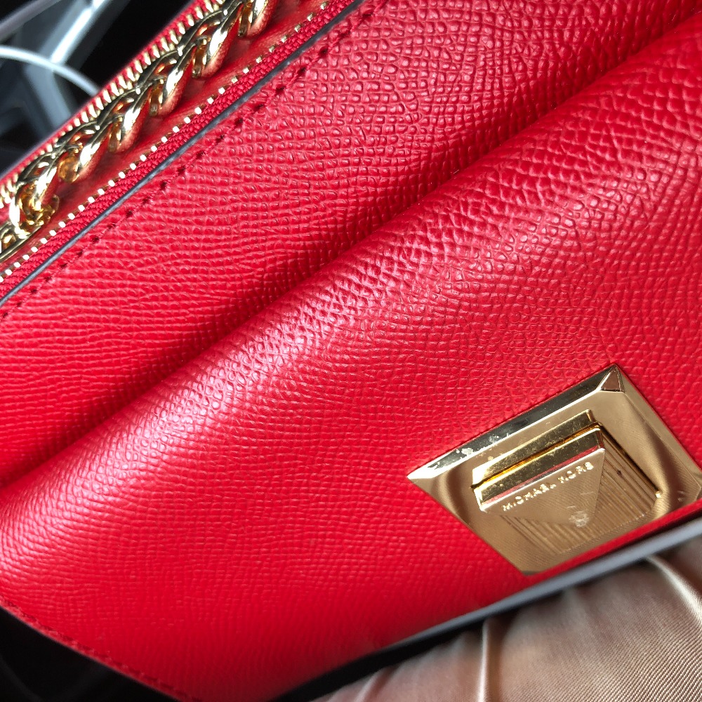 Meet your Posher, Ety